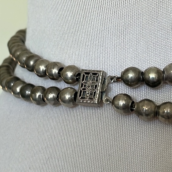 Antique Sterling Silver Double Strand Graduated Beads/Filigree Box Clasp 15" - Picture 4 of 5